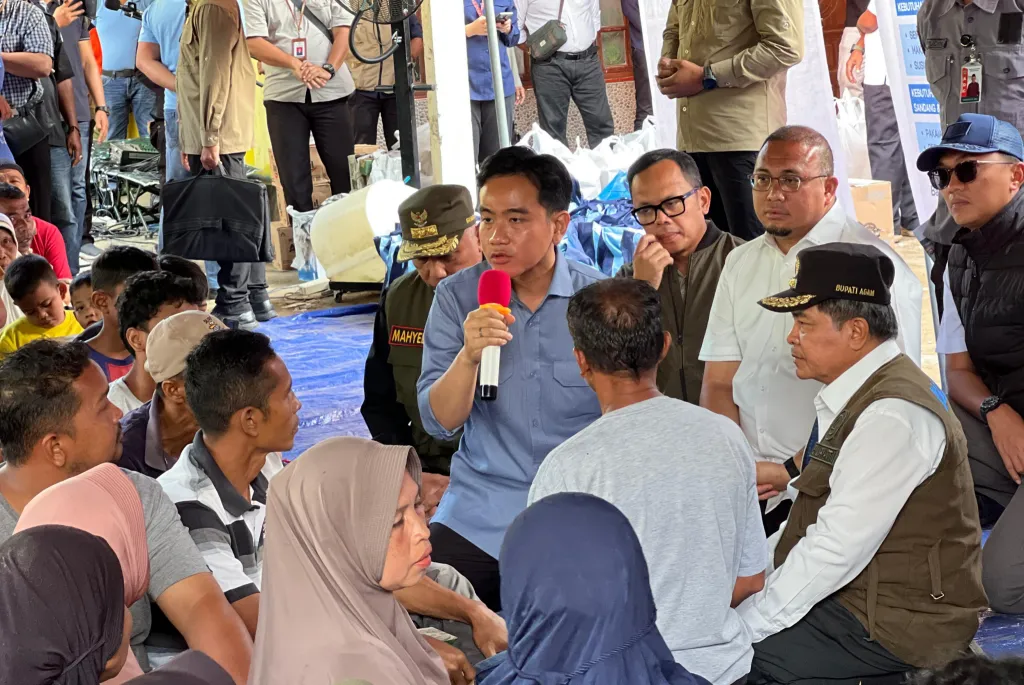 Kawal Arahan Presiden Prabowo, Wapres Gibran Tinjau Lokasi Terdampak Banjir di Agam, Sumbar