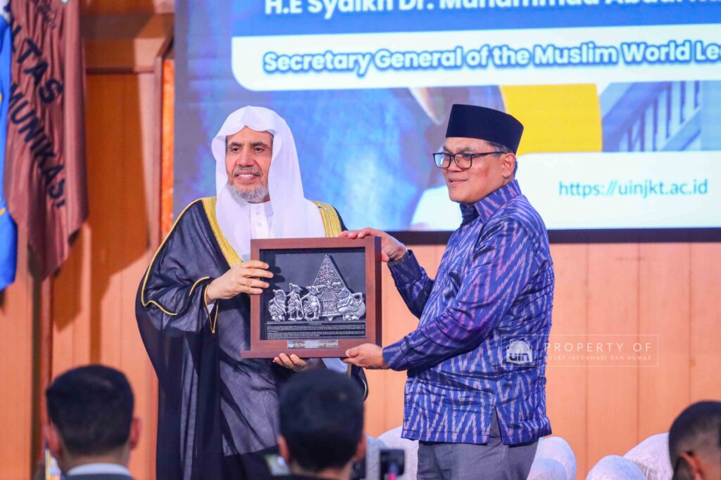 Kuliah Umum UIN Jakarta: Sekjen Liga Muslim Dunia Syekh Abdul Karim Tekankan Akhlak dan Kejujuran