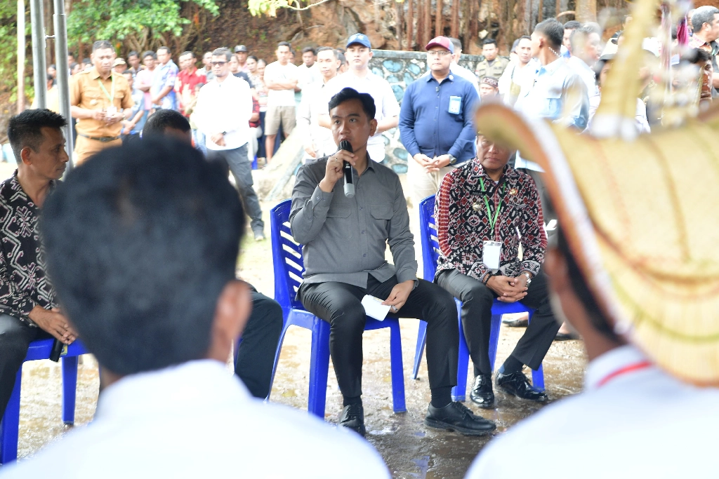 Dialog dengan Petani Budidaya Rumput Laut Rote Ndao, Wapres Tekankan Modernisasi dan Hilirisasi