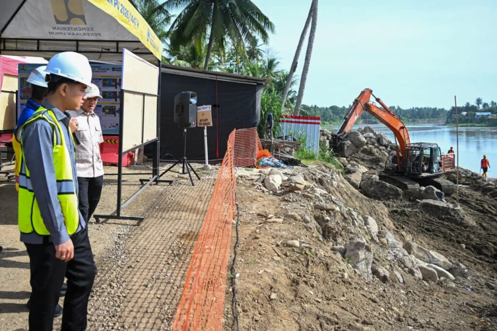 Pastikan Pemulihan Infrastruktur Pascabencana, Wapres Tinjau Progres Pembangunan Jembatan Krueng Tingkeum Bireuen